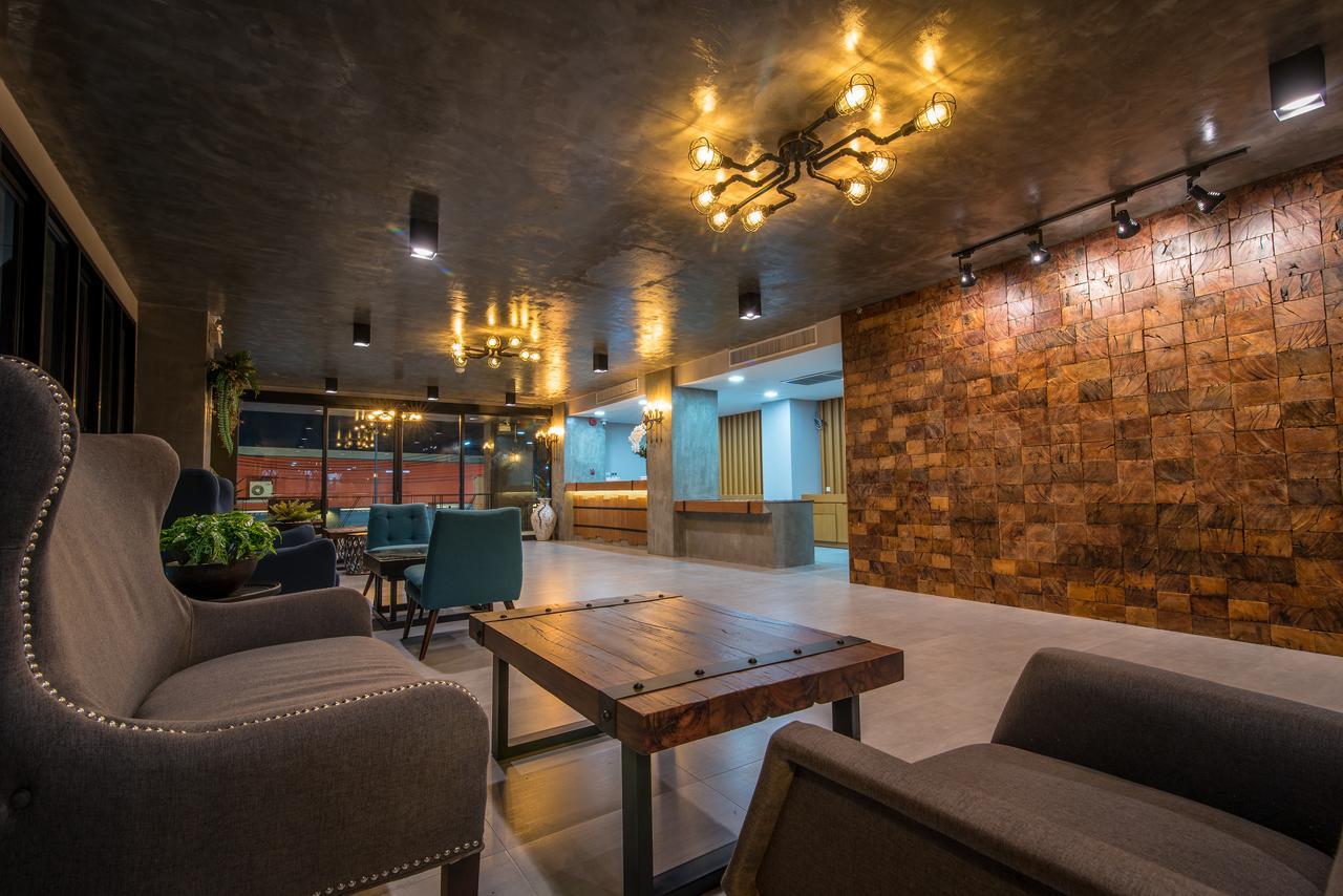 deVloft hotel Korat Nakhonratchasima Exterior foto