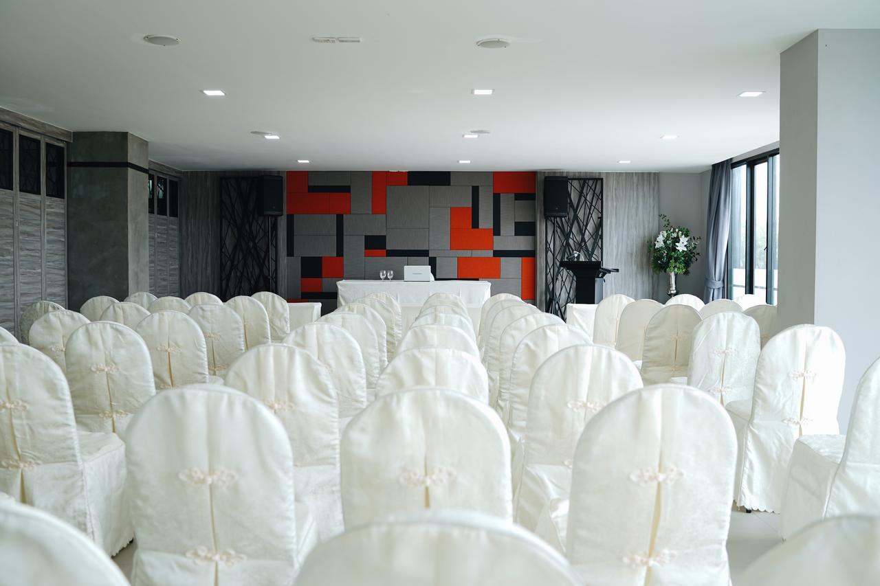 deVloft hotel Korat Nakhonratchasima Exterior foto